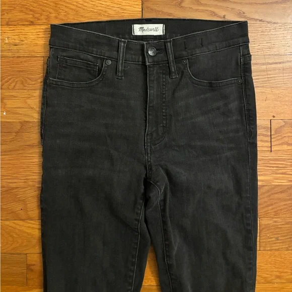 Madewell 9” High Rise Skinny Jeans in Black Sea - Picture 7 of 9